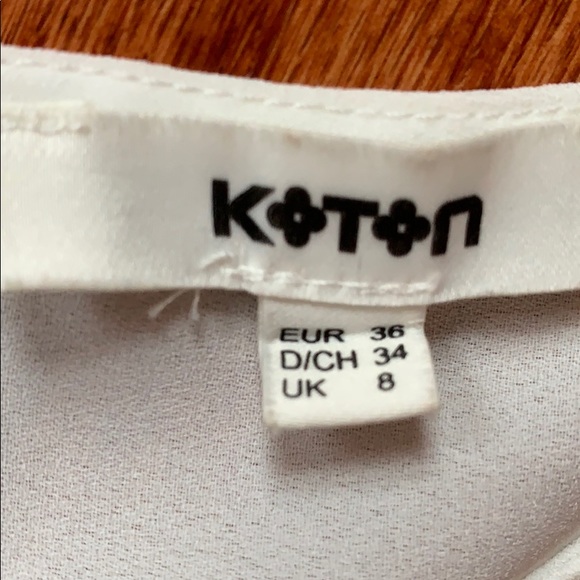 White with Beads Sleeveless Top - Picture 7 of 7